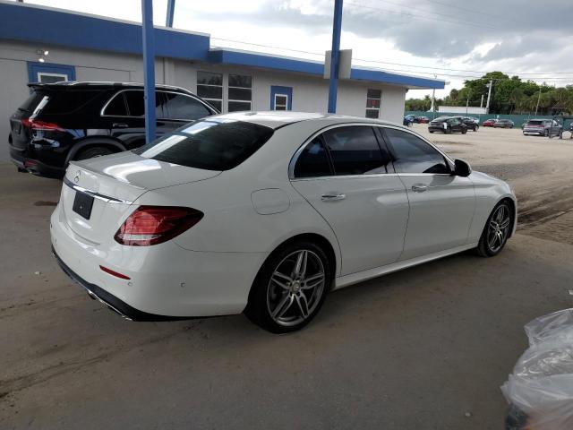 Photo 3 from auction – 2017 MERCEDES-BENZ E 300 with VIN WDDZF4JB9HA160953