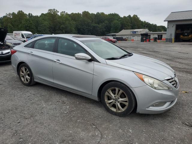 Photo 4 from auction – 2011 HYUNDAI SONATA SE with VIN 5NPEC4AC3BH080199