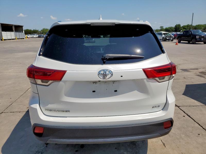 Photo 6 from auction – 2019 TOYOTA HIGHLANDER with VIN 5TDKZRFH2KS553989