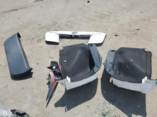 Photo 12 from auction – 2018 TOYOTA PRIUS with VIN JTDKARFU4J3067625