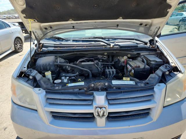 Photo 12 from auction – 2010 DODGE GRAND CARAVAN SE with VIN 2D4RN4DE5AR238670