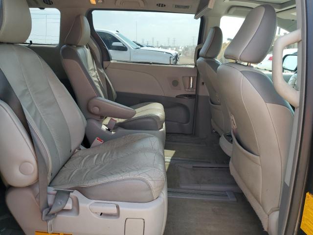 Photo 11 from auction – 2012 TOYOTA SIENNA XLE with VIN 5TDDK3DC1CS040350