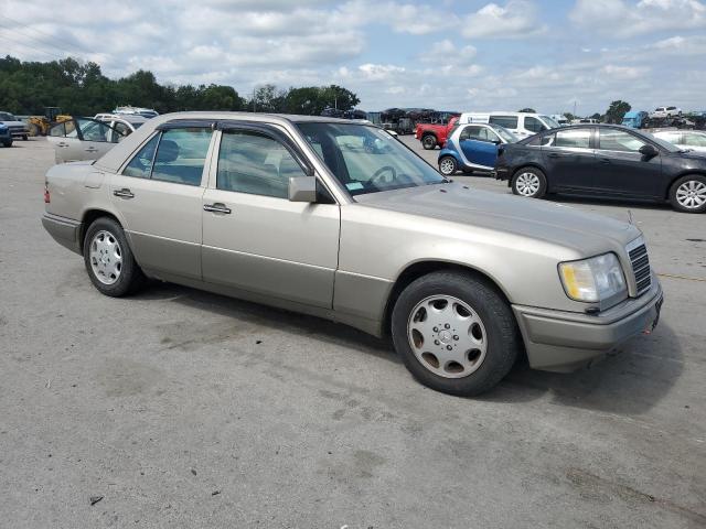 Photo 4 from auction – 1994 MERCEDES-BENZ E 320 with VIN WDBEA32E7RC095891