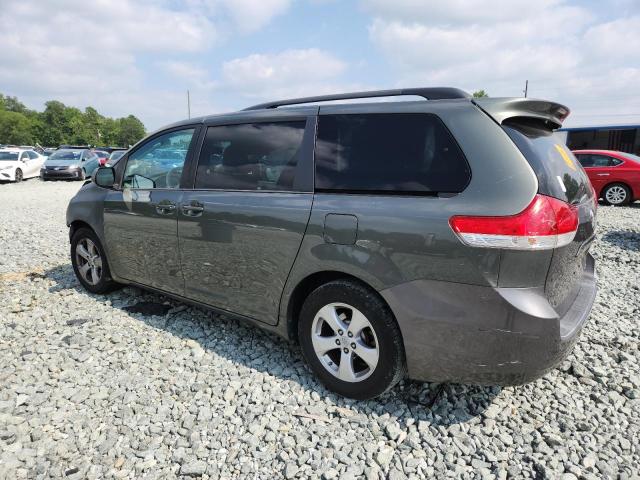 Photo 2 from auction – 2013 TOYOTA SIENNA LE with VIN 5TDKK3DCXDS279999