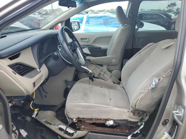 Photo 7 from auction – 2017 TOYOTA SIENNA with VIN 5TDZZ3DC1HS835665