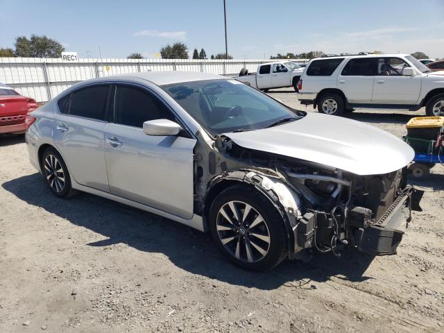 Photo 4 from auction – 2017 NISSAN ALTIMA 2.5 with VIN 1N4AL3AP6HC145780
