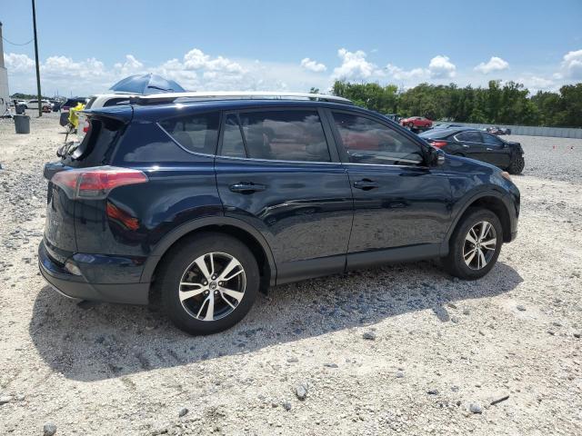 Photo 3 from auction – 2017 TOYOTA RAV4 XLE with VIN JTMWFREV0HD096086
