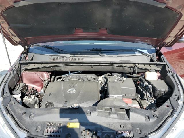 Photo 12 from auction – 2018 TOYOTA HIGHLANDER SE with VIN 5TDJZRFH8JS837718