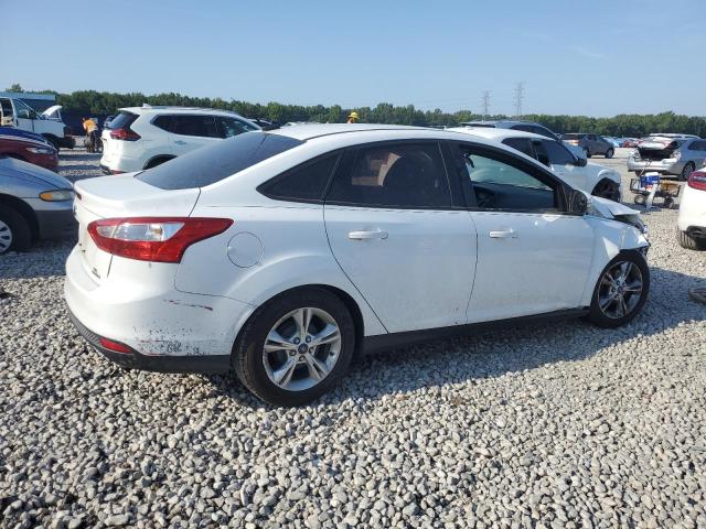 Photo 3 from auction – 2014 FORD FOCUS SE with VIN 1FADP3F22EL135371