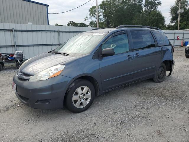 TOYOTA SIENNA CE 2010 with VIN 5TDKK4CC3AS291382 - Photo from auction