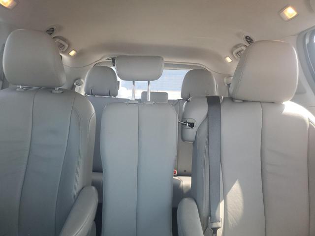 Photo 10 from auction – 2014 TOYOTA SIENNA XLE with VIN 5TDYK3DC1ES451672