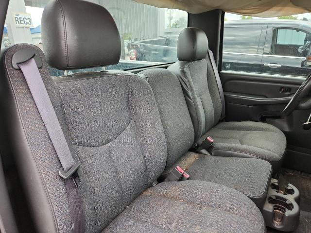 Photo 10 from auction – 2005 GMC NEW SIERRA with VIN 1GTEC14X95Z280000