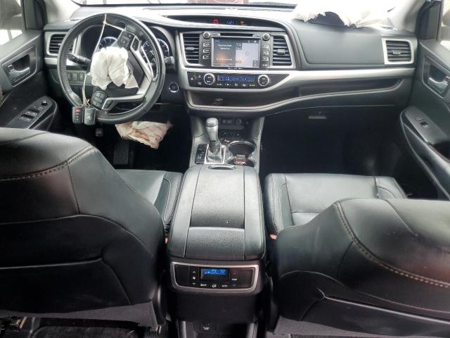 Zdjęcie 8 z aukcji – 2017 TOYOTA HIGHLANDER SE z VIN 5TDKZRFHXHS232016