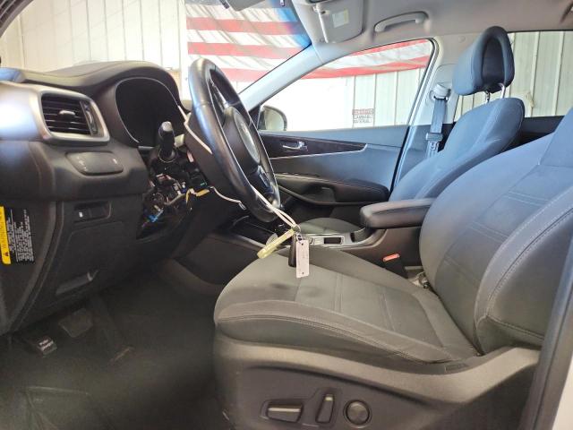 Photo 7 from auction – 2016 KIA SORENTO LX with VIN 5XYPGDA32GG154112