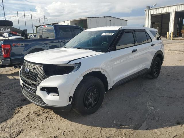 FORD EXPLORER P 2021 with VIN 1FM5K8AWXMNA14722 - Photo from auction