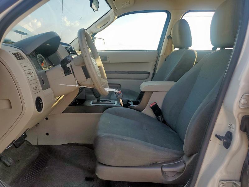 Photo 7 from auction – 2010 FORD ESCAPE XLS with VIN 1FMCU0C78AKA42332