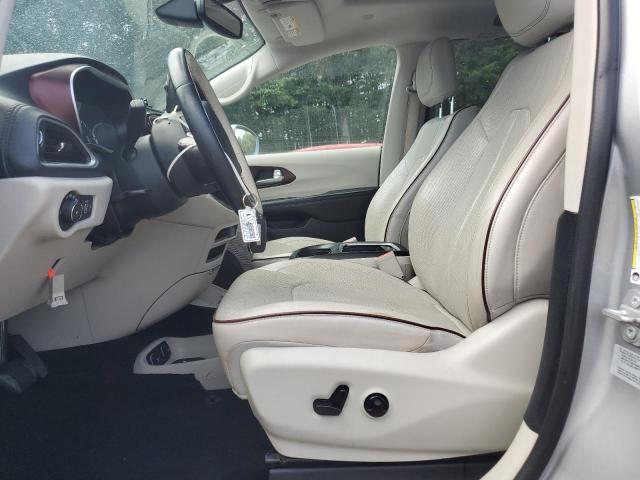 Photo 7 from auction – 2017 CHRYSLER PACIFICA L with VIN 2C4RC1GG8HR560423