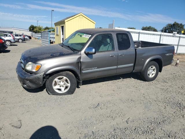TOYOTA TUNDRA 2003 with VIN 5TBBT44153S338188 - Photo from auction