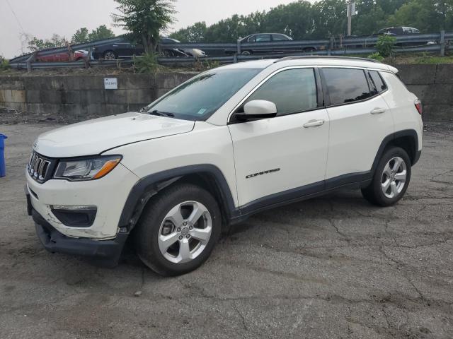 JEEP COMPASS LA 2019 with VIN 3C4NJDBB0KT850872 - Photo from auction