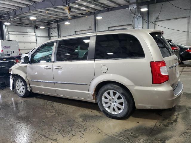 Photo 2 from auction – 2013 CHRYSLER TOWN & COU with VIN 2C4RC1BG5DR620773