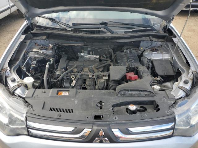 Photo 11 from auction – 2014 MITSUBISHI OUTLANDER with VIN JA4AZ3A31EZ014247