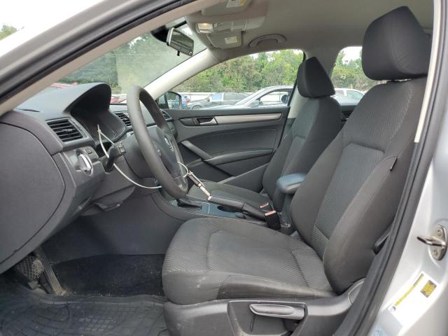 Photo 7 from auction – 2012 VOLKSWAGEN PASSAT S with VIN 1VWAP7A31CC110587