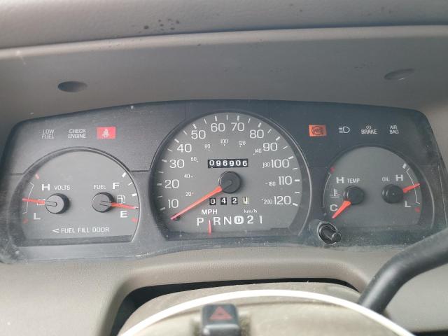 Photo 9 from auction – 2002 MERCURY GRAND MARQ with VIN 2MEFM75WX2X618109