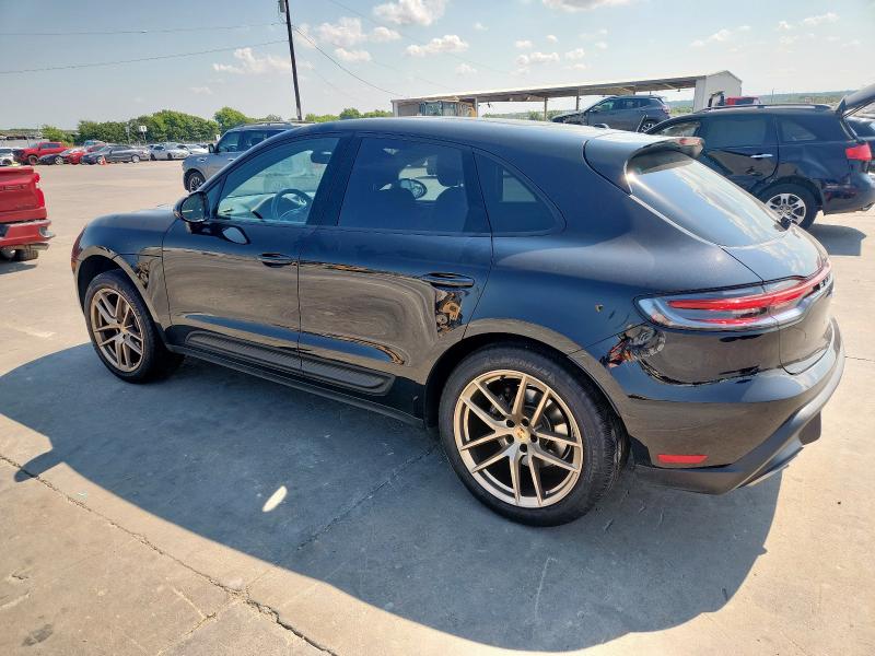 Фото 2 с аукциона – 2024 PORSCHE MACAN BASE с VIN WP1AA2A51RLB00030