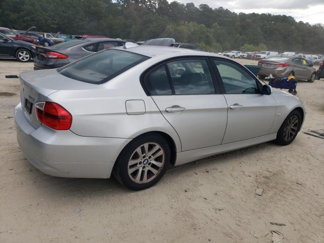 Photo 3 from auction – 2006 BMW 325 I with VIN WBAVB13586PT19012