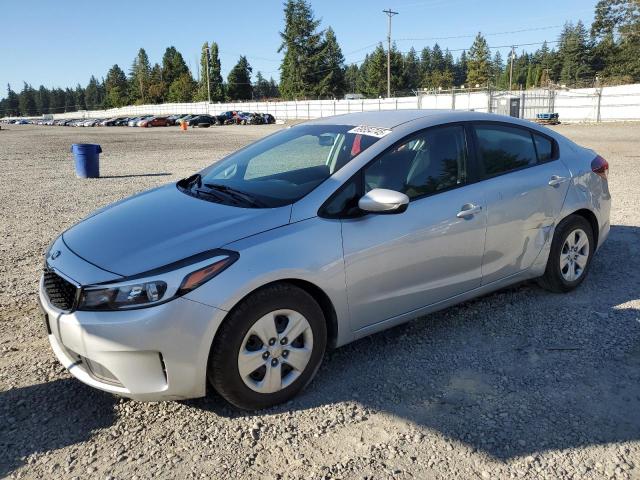 Photo 1 from auction – 2018 KIA FORTE LX with VIN 3KPFK4A76JE259981