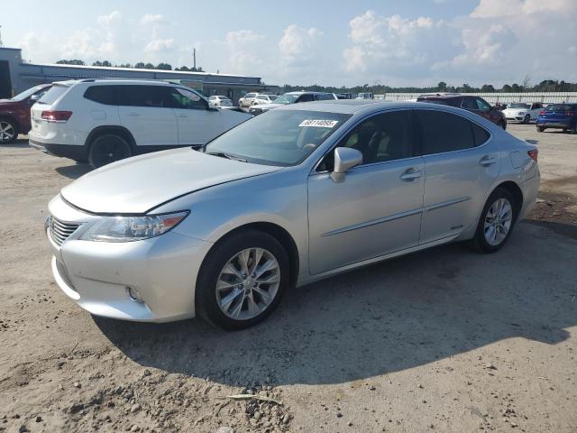 LEXUS ES 300H 2014 with VIN JTHBW1GG3E2040874 - Photo from auction