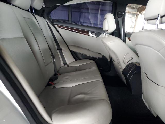 Photo 10 from auction – 2012 MERCEDES-BENZ C 300 4MATIC with VIN WDDGF8BB0CA649893