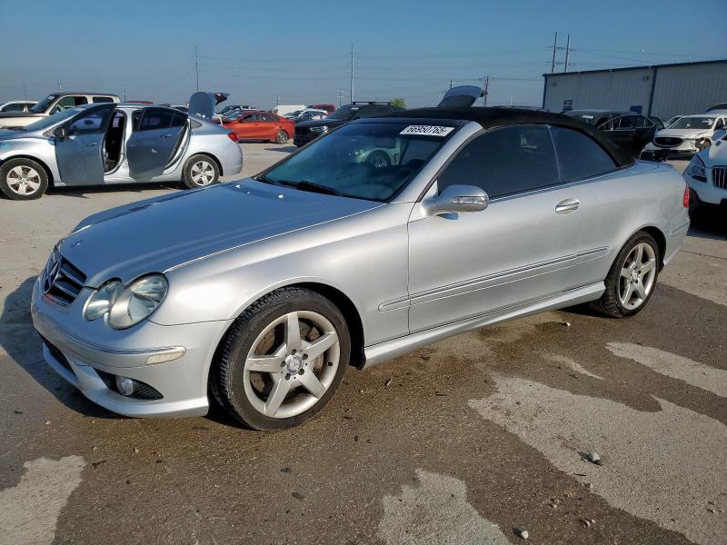 MERCEDES-BENZ CLK 550 2007 with VIN WDBTK72F27T080233 - Photo from auction