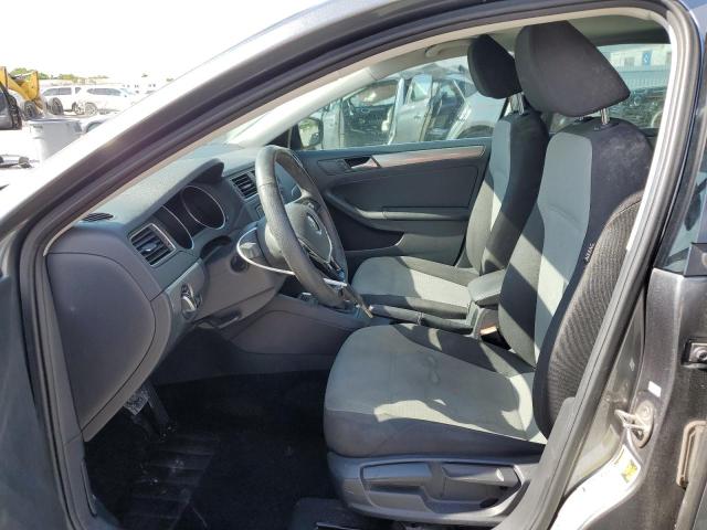 Photo 7 from auction – 2017 VOLKSWAGEN JETTA S with VIN 3VW2B7AJXHM299229