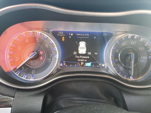 Photo 9 from auction – 2015 CHRYSLER 300 LIMITE with VIN 2C3CCAAG8FH920859