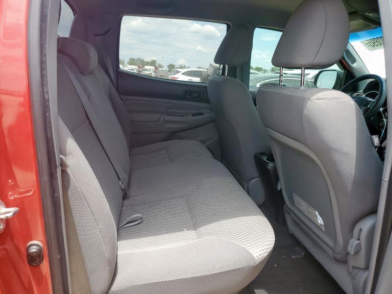Photo 10 from auction – 2015 TOYOTA TACOMA DOU with VIN 5TFLU4EN8FX137572