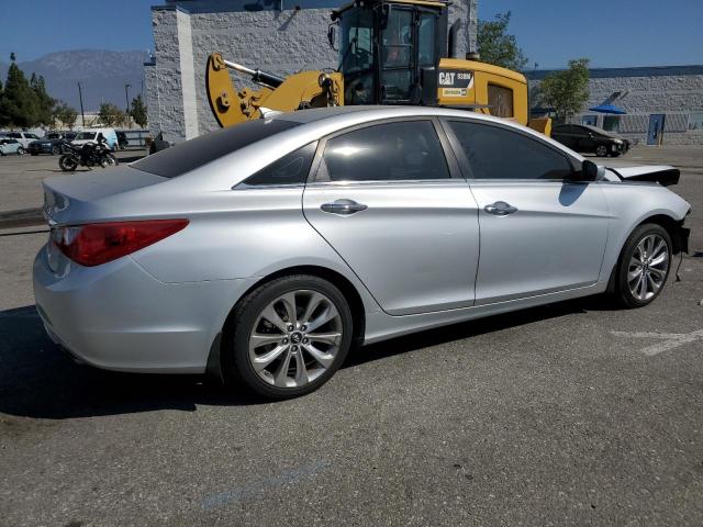 Photo 3 from auction – 2013 HYUNDAI SONATA SE with VIN 5NPEC4AC1DH791824