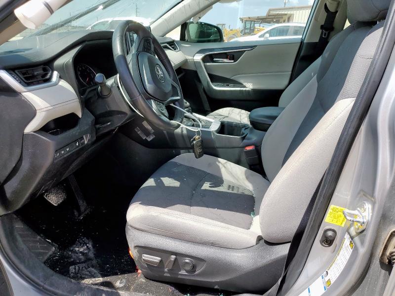 Photo 7 from auction – 2022 TOYOTA RAV4 XLE with VIN 2T3P1RFV2NW256775