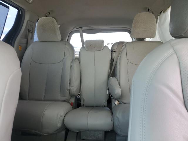 Photo 10 from auction – 2011 TOYOTA SIENNA LE with VIN 5TDKK3DC5BS077777