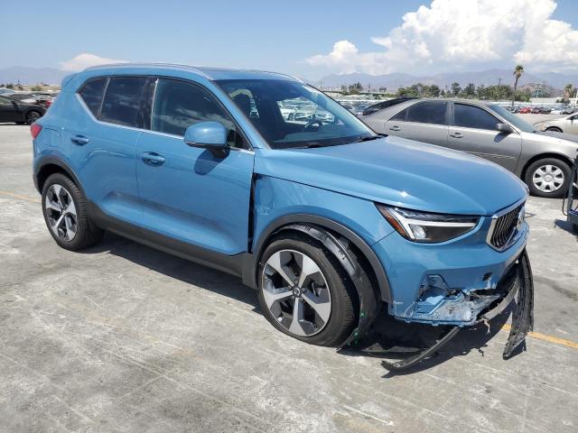 Photo 4 from auction – 2025 VOLVO XC40 CORE with VIN YV4L12UJXS2569628