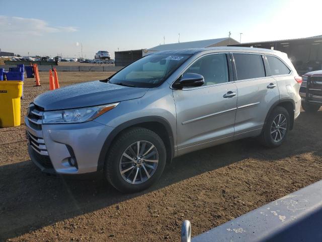 TOYOTA HIGHLANDER 2018 with VIN 5TDJZRFH9JS545902 - Photo from auction