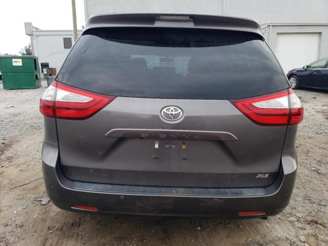 Photo 6 from auction – 2017 TOYOTA SIENNA XLE with VIN 5TDYZ3DC6HS777905