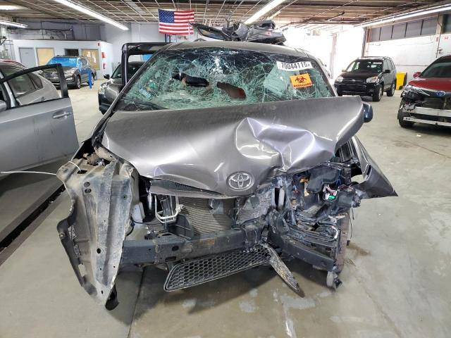 Photo 5 from auction – 2016 TOYOTA SIENNA with VIN 5TDKK3DC8GS730612