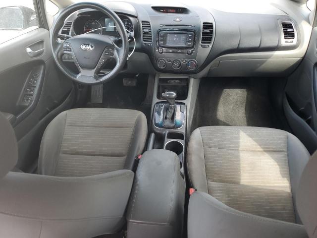 Foto 8 de la subasta – 2017 KIA FORTE LX con VIN 3KPFL4A74HE075761