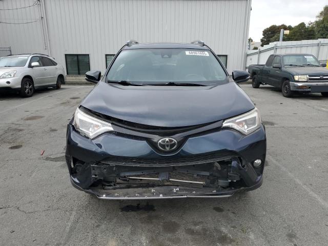 Photo 5 from auction – 2017 TOYOTA RAV4 SE with VIN JTMNFREV3HD103351