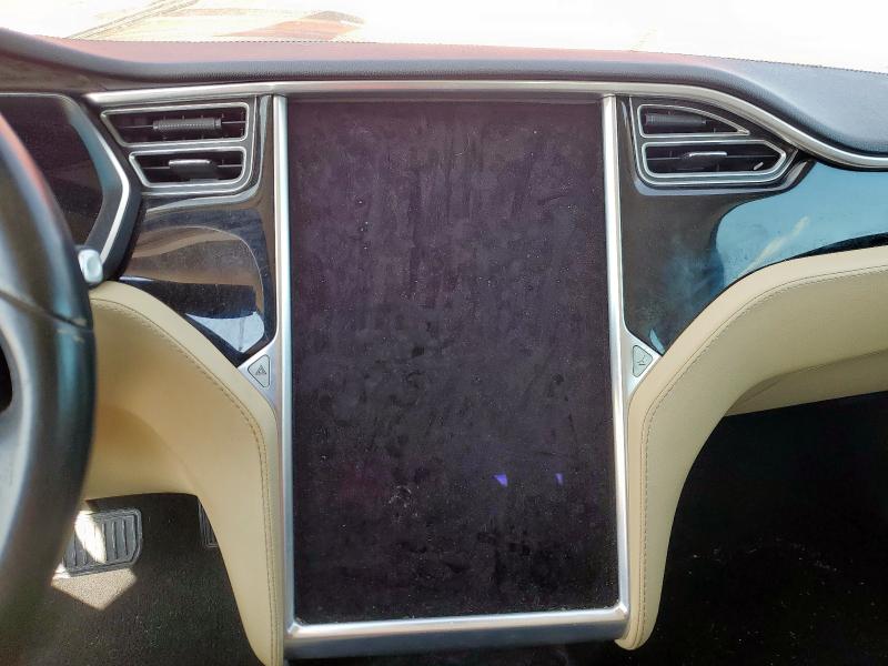 Photo 9 from auction – 2014 TESLA MODEL S with VIN 5YJSA1S12EFP45245