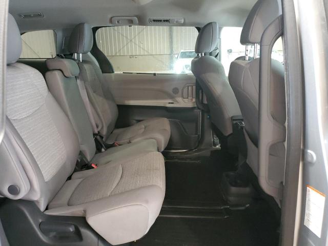 Photo 11 from auction – 2023 TOYOTA SIENNA LE with VIN 5TDKSKFC0PS079449