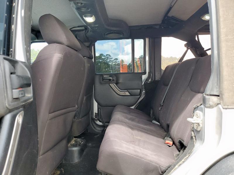 Photo 11 from auction – 2014 JEEP WRANGLER U with VIN 1C4BJWDG5EL104344