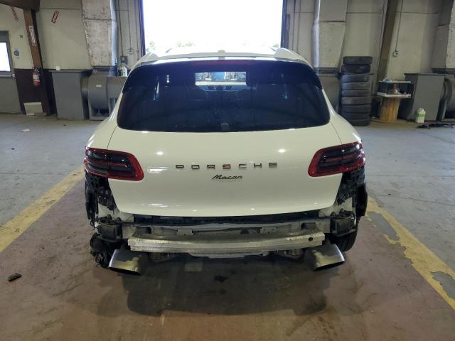 Photo 6 from auction – 2018 PORSCHE MACAN with VIN WP1AA2A50JLB19527