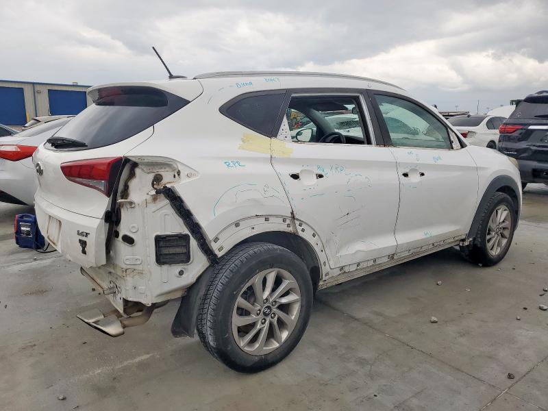 Photo 3 from auction – 2017 HYUNDAI TUCSON LIM with VIN KM8J33A28HU576934